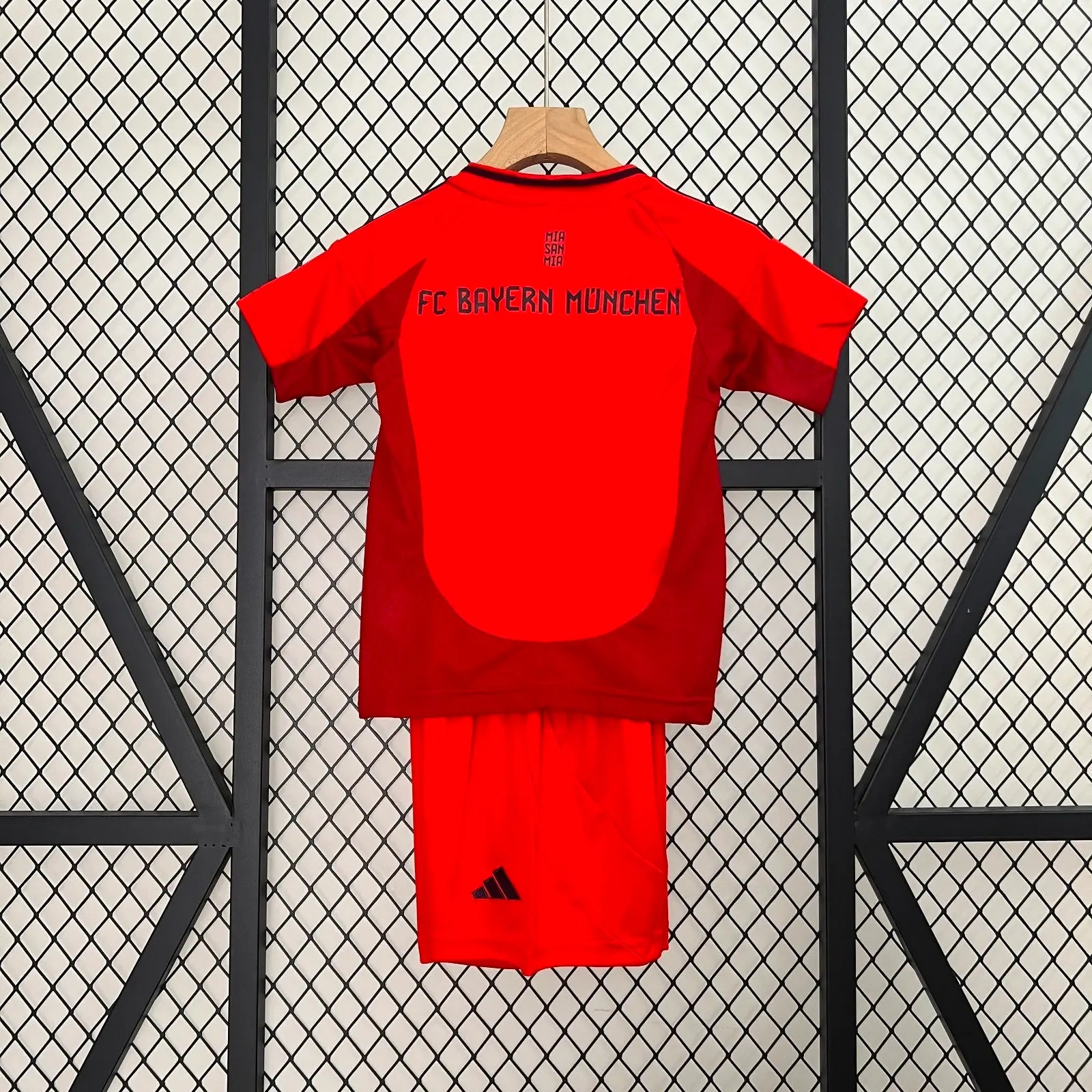 24/25 Ensemble Enfant Bayern Munich - MaillotKing