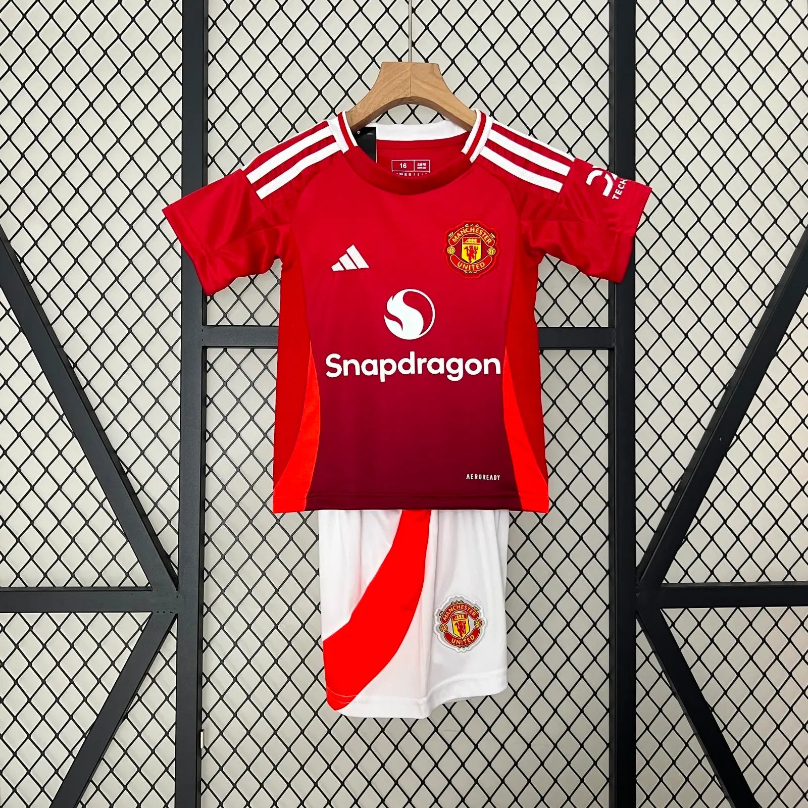 24/25 Ensemble Enfant Manchester United - MaillotKing