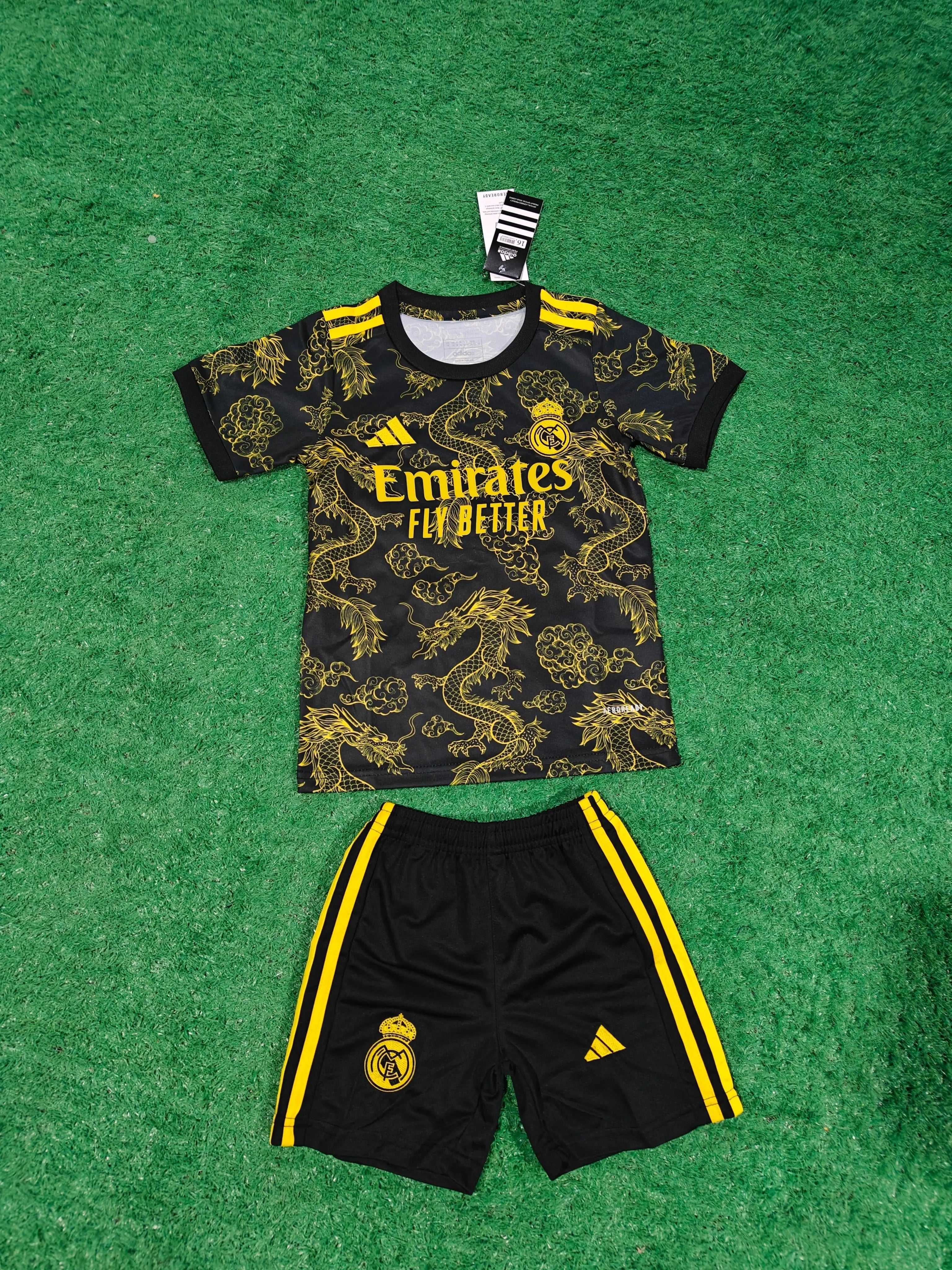 24/25 Ensemble Enfant Real Madrid Spécial - MaillotKing