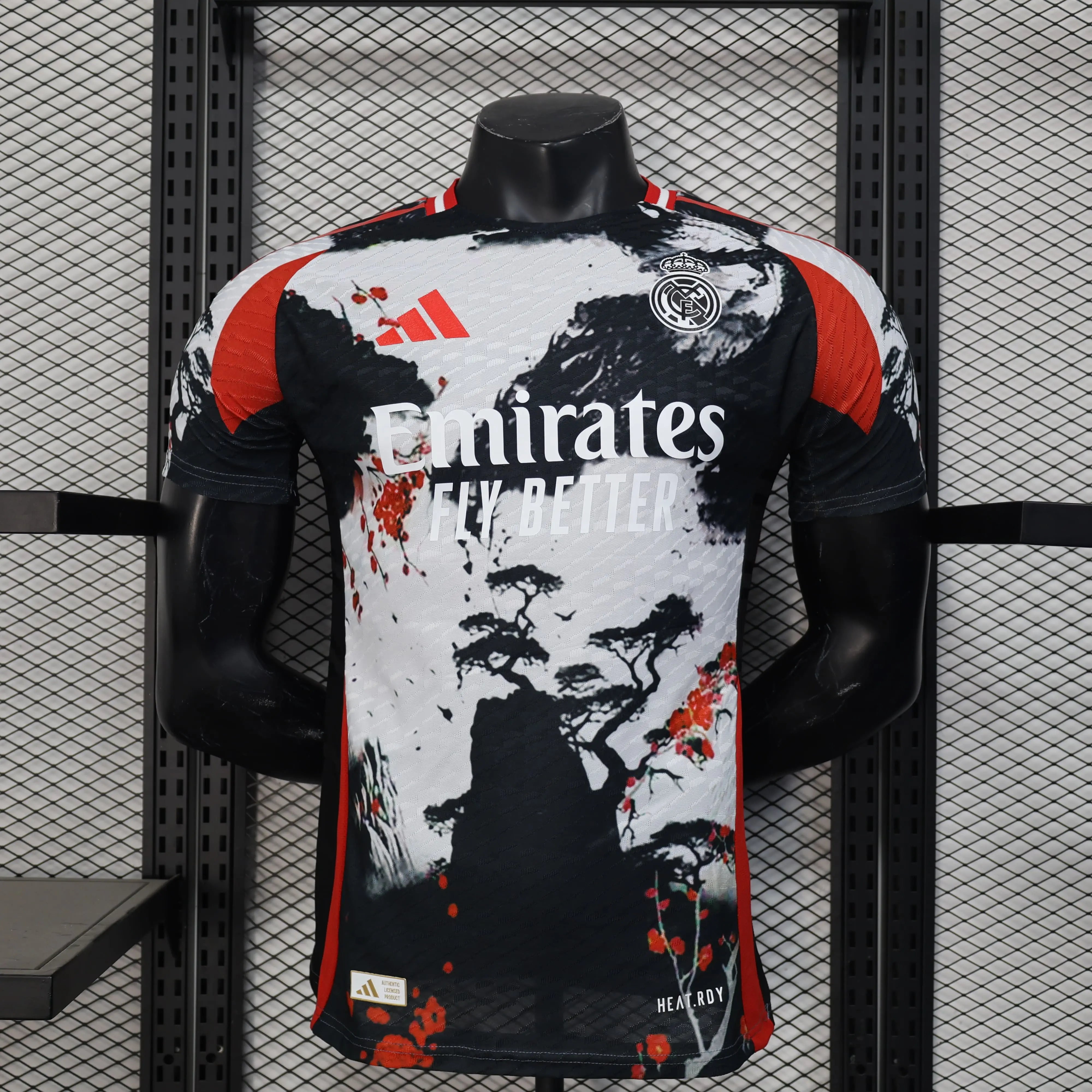 Maillot Réal Madrid concept 2025-2026 - MaillotKing