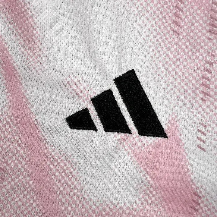 Maillot Réal Madrid concept 2025 - MaillotKing