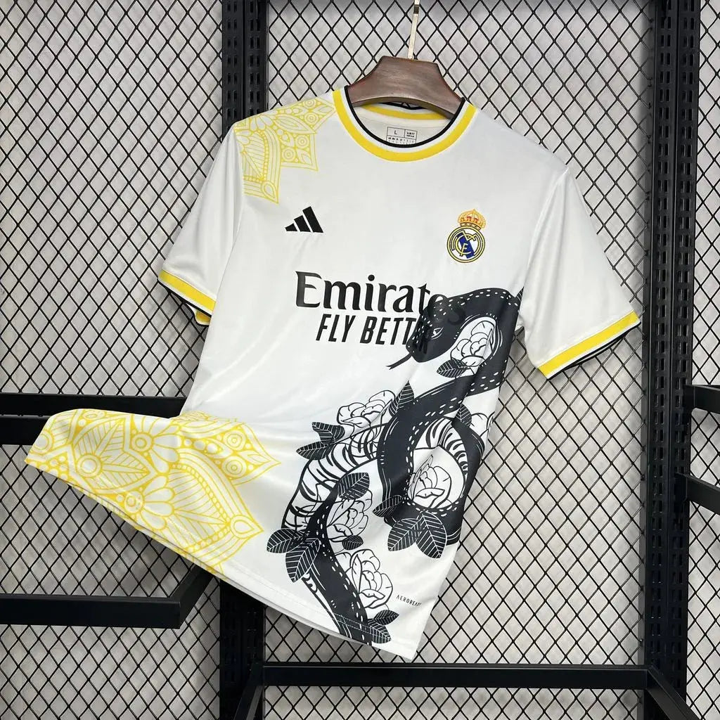 Maillot Real Madrid foot concept 2024 2025 - MaillotKing