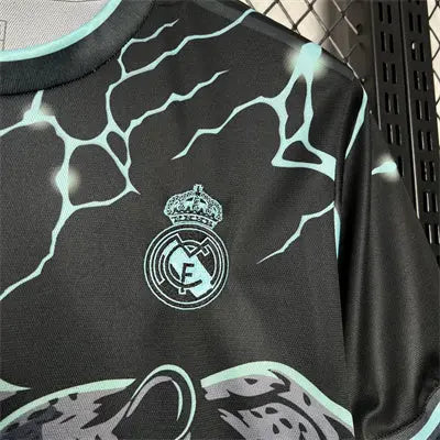 Maillot Édition spéciale Real Madrid 2024/25 Noir et vert - MaillotKing