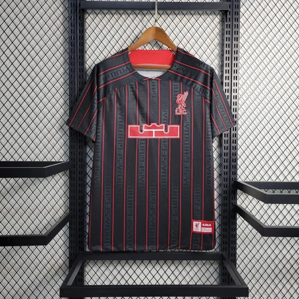 Liverpool x LeBron James Édition spéciale 2023 - MaillotKing
