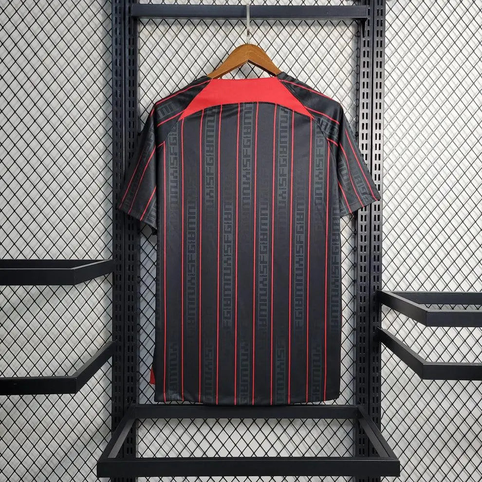 Liverpool x LeBron James Édition spéciale 2023 - MaillotKing