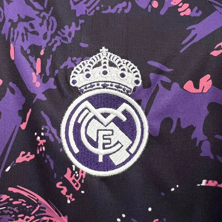 Maillot Real Madrid foot concept rose 2024 2025 - MaillotKing